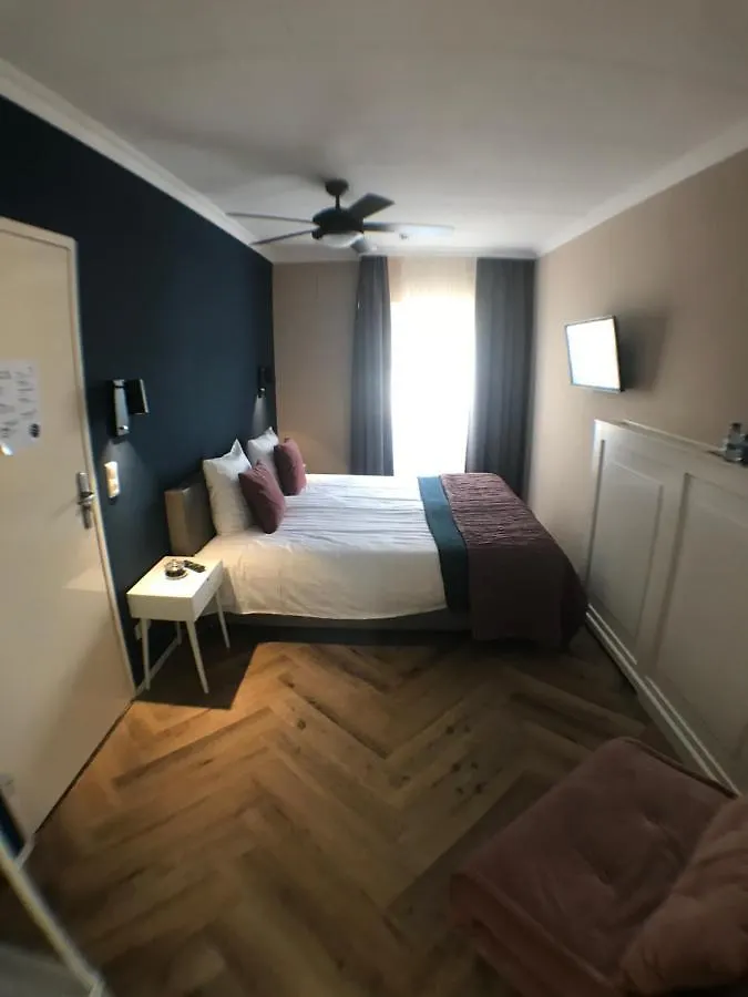 Hotel Van Dyk Valkenburg aan de Geul 3*,